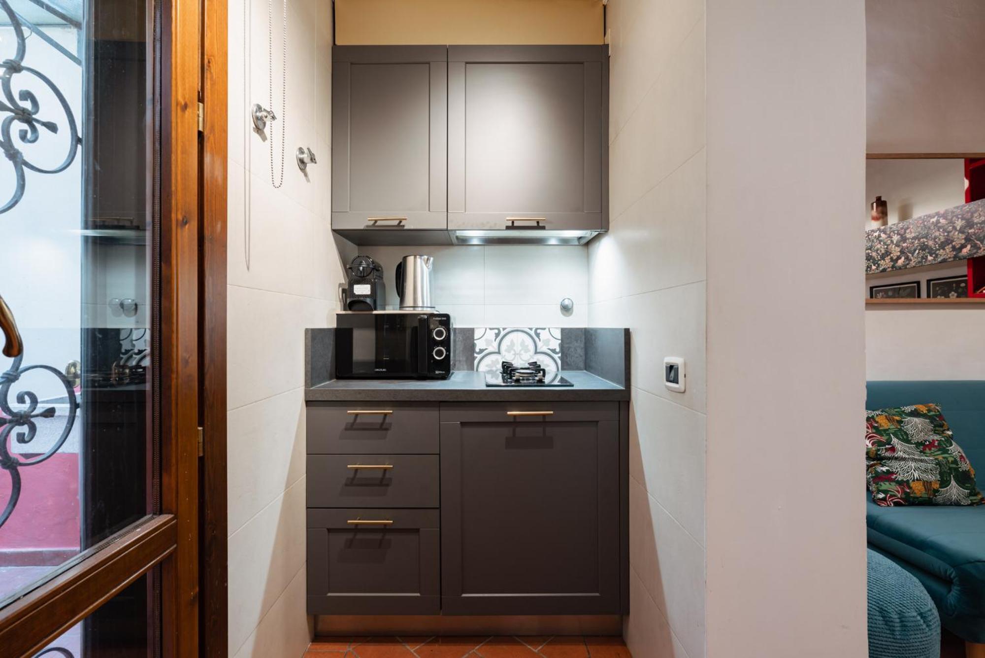 Charming In The Heart Of Santo Spirito Apartamento *