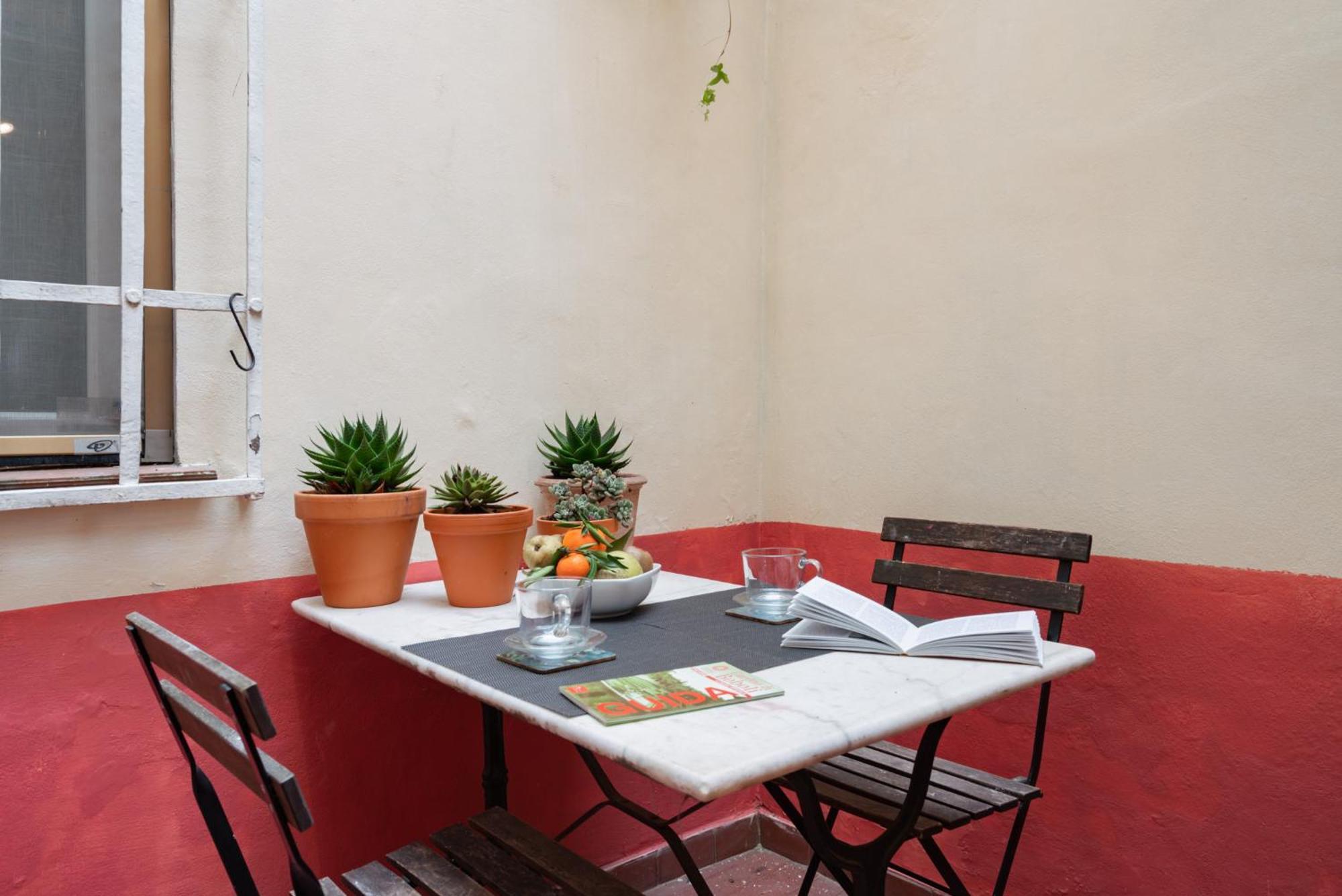Charming In The Heart Of Santo Spirito * Florencia