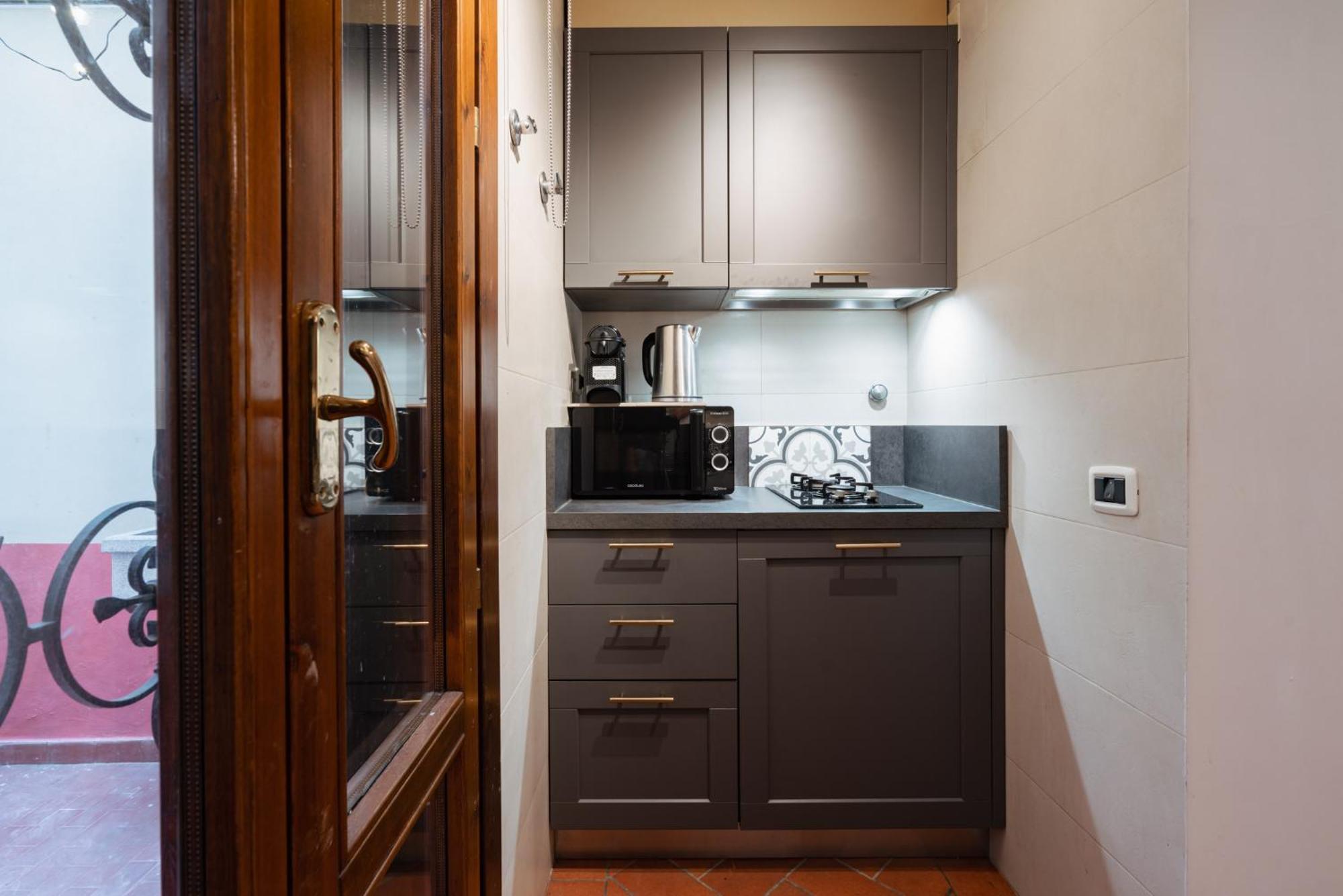 Charming In The Heart Of Santo Spirito Apartamento