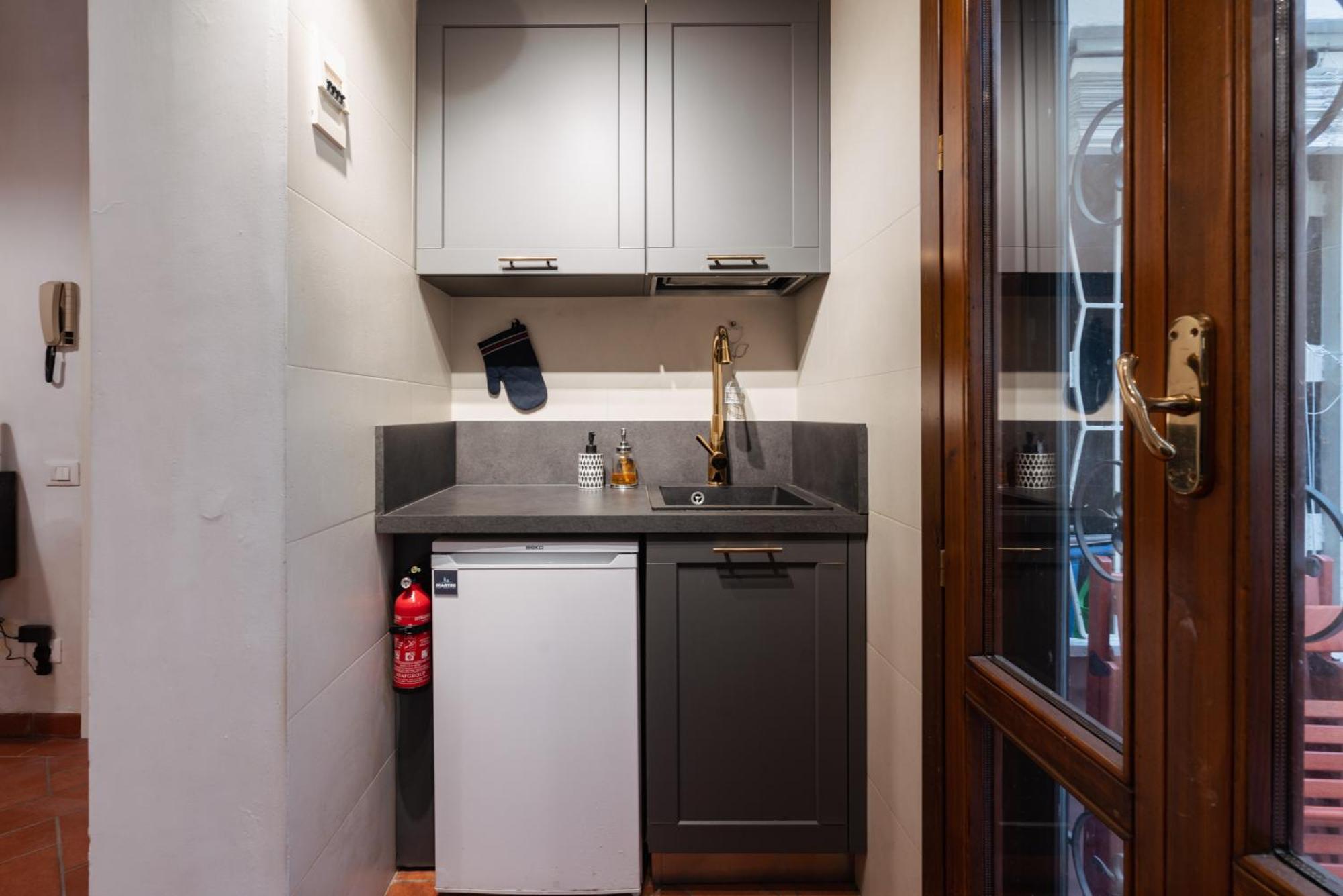 Charming In The Heart Of Santo Spirito * Florencia